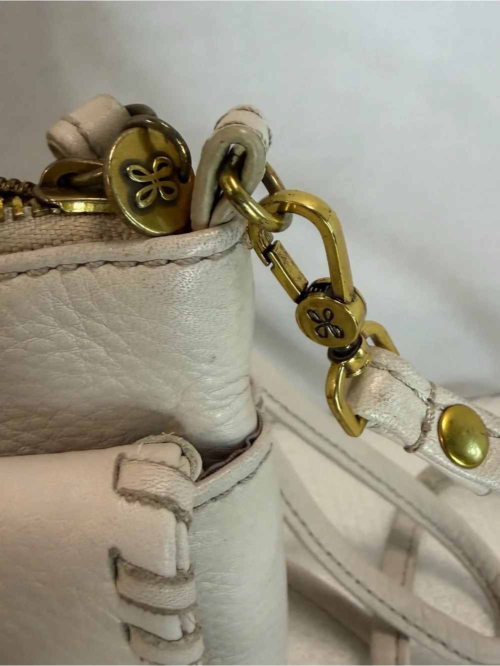 HOBO Cream Leather Wristlet Clutch - Stylish Everyday Carry